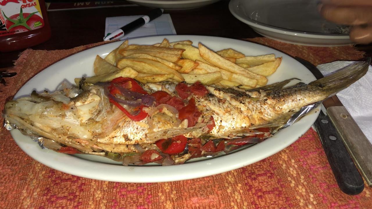 Hotel Mon Ami El Remate Dış mekan fotoğraf